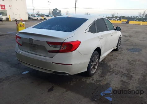 2021 Honda Accord Lx z USA, uszkodzony, nr VIN 1HGCV1F17MA015214